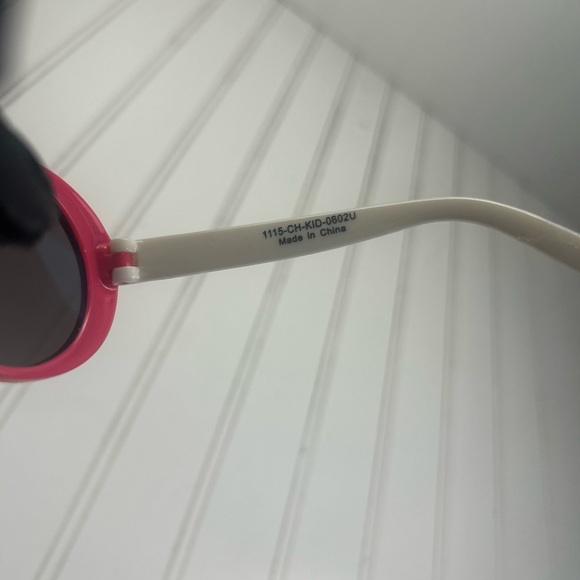 Girls Pink Rhinestone Oval Sunglasses – Cute Retro Style - Picture 7 of 8